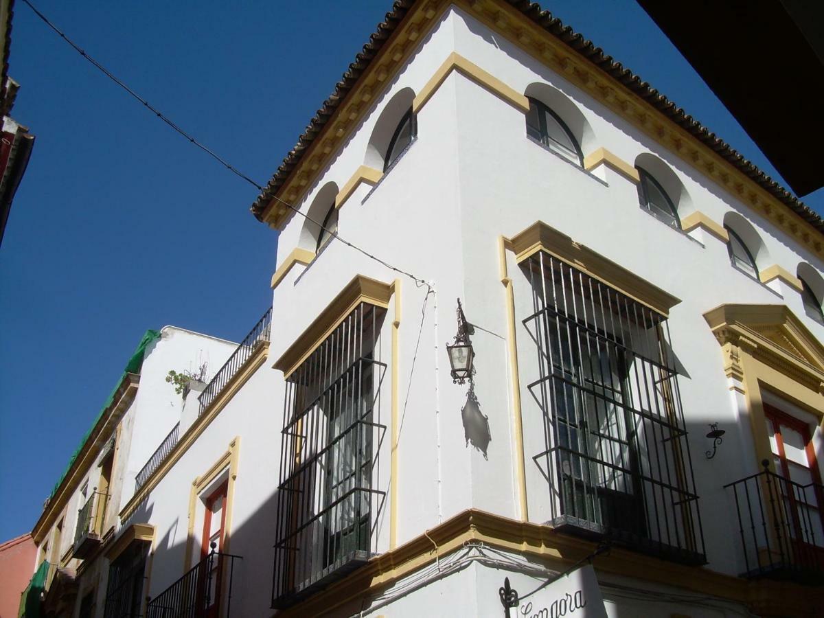 Casa De Tintes Apartment Seville Exterior photo